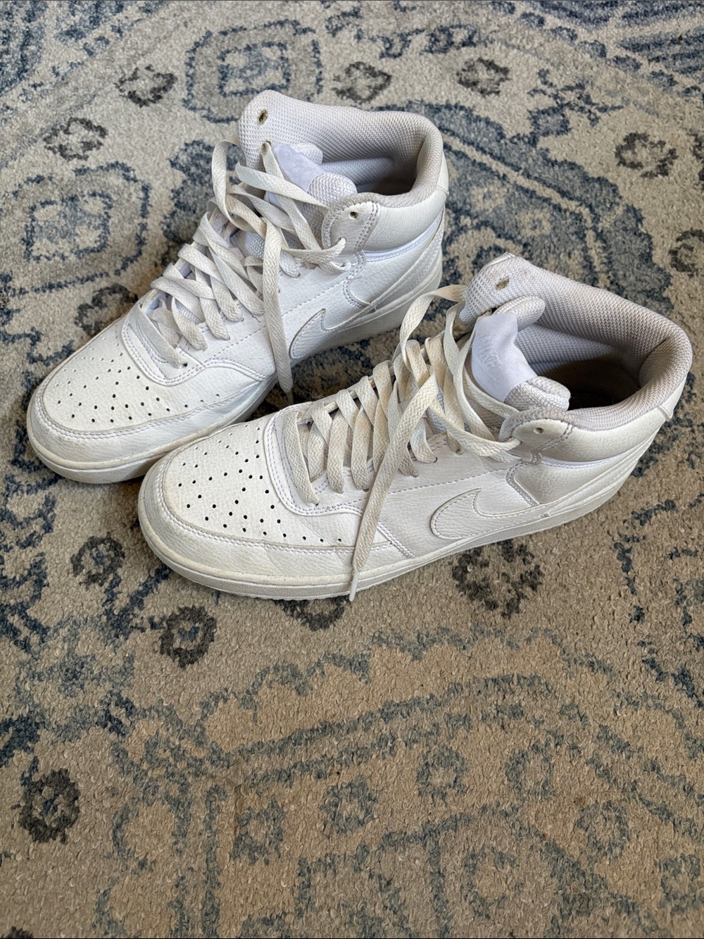 Nike High-Top Sneakers Size 8